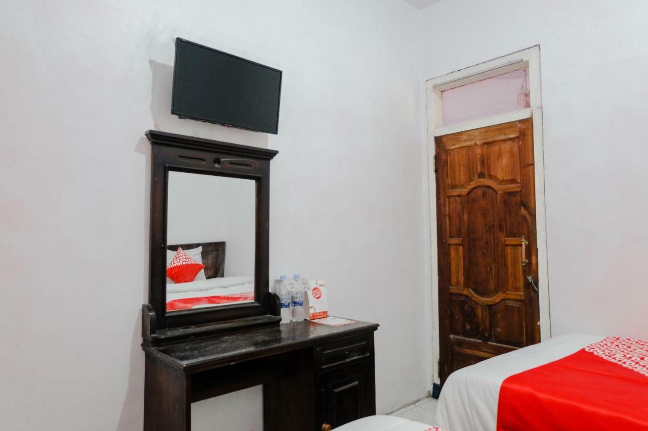 Magetan Oyo 1351 Tanggulasi Resto & Residence Syariah מראה חיצוני תמונה